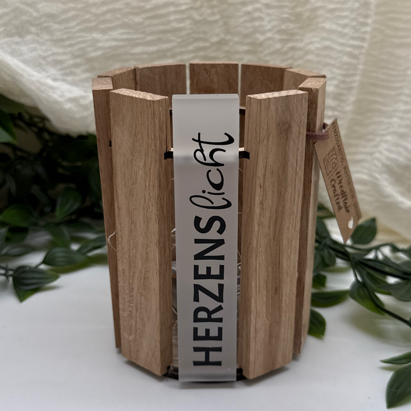 Tischlampe I Dekoleuchte aus Klötzchen | Personalisiertes Windlicht Holz | Tischlaterne aus Eichenholzkloetzchen